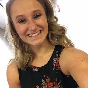 Meet your Posher, Briana